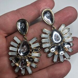 561 Retro clear stone White goldtone Teardrop earrings